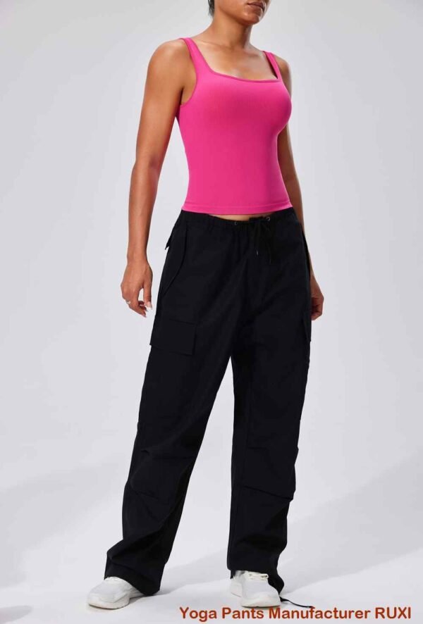 Pantaloni da yoga con fondoschiena grande per le curve