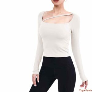 Completo elegante di pantaloni corti e top per donna RUXI