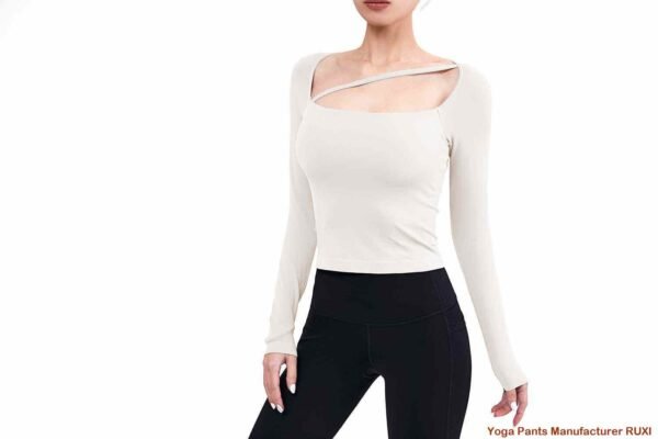Completo elegante di pantaloni corti e top per donna RUXI