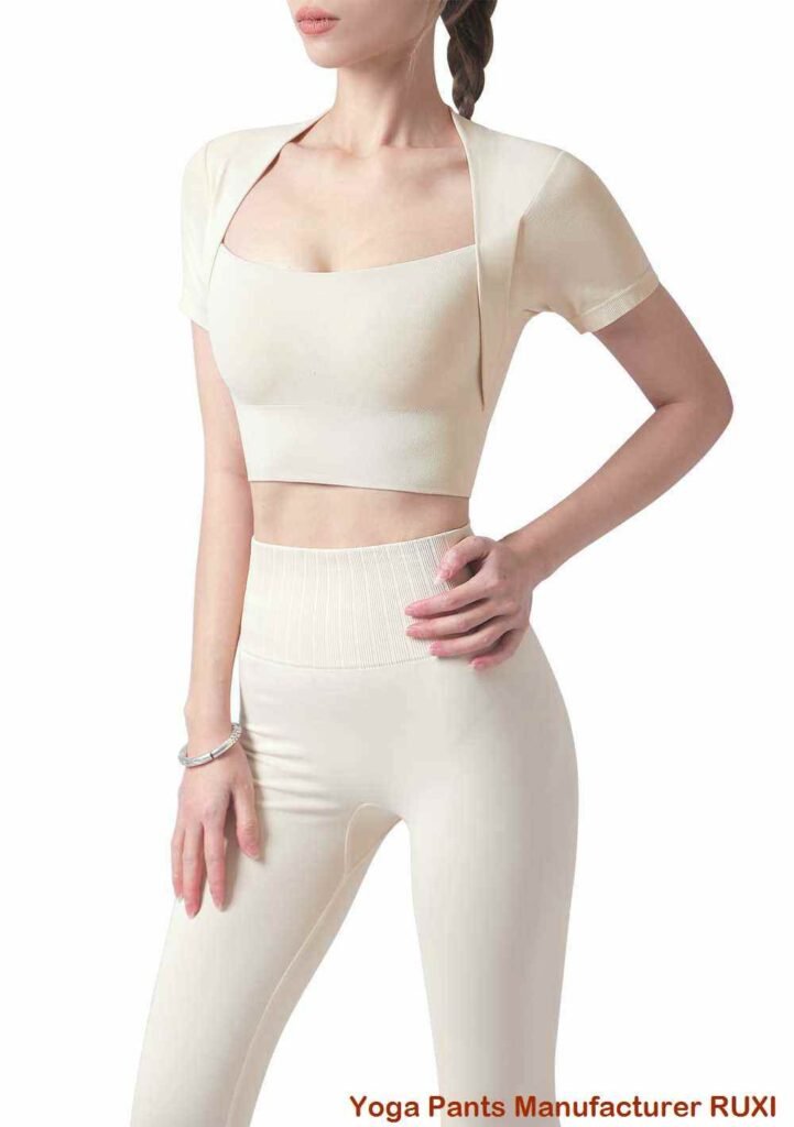 Pantaloncini sportivi da donna con tasche RUXI it3164
