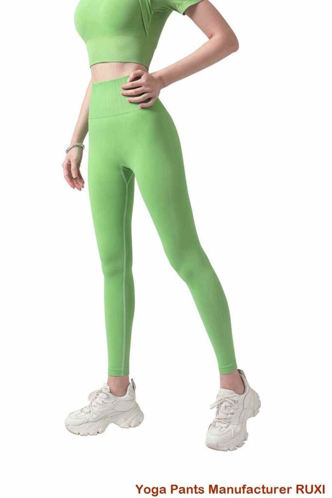 Pantaloncini da ciclista verde cachi per uomo RUXI it3306