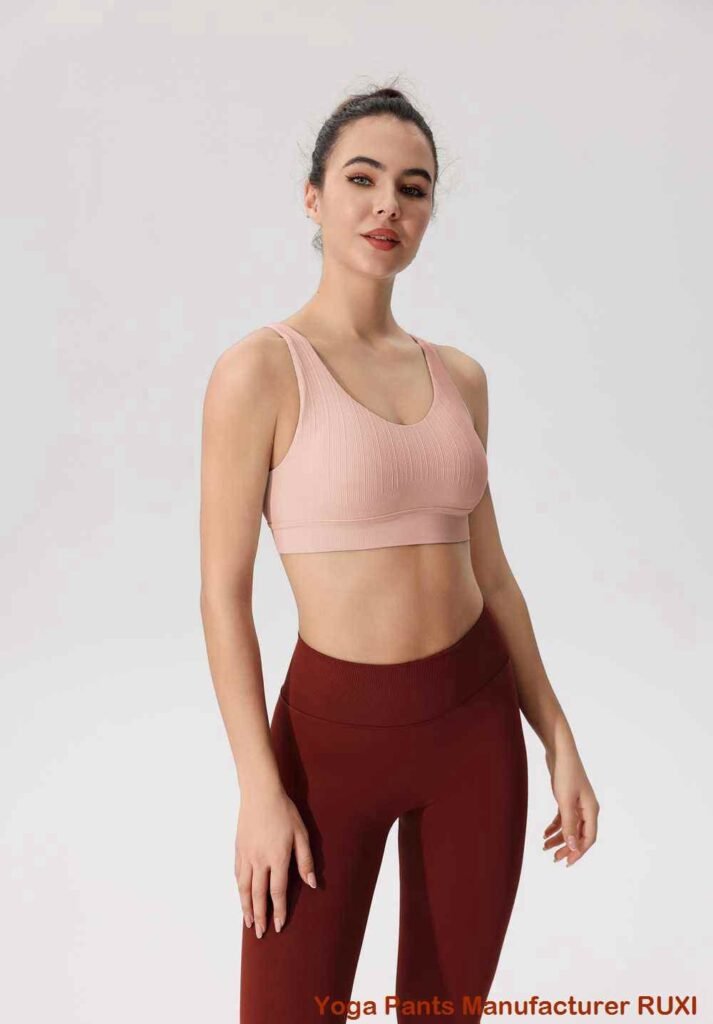 Pantaloni da yoga corti e piccoli per un comfort attivo