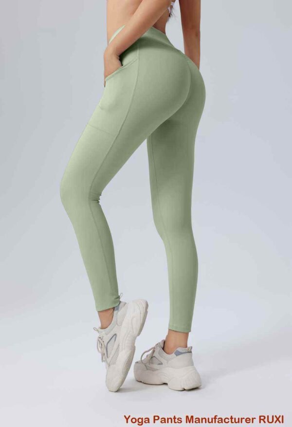Pantaloni corti neri da donna vestibilità comoda RUXI